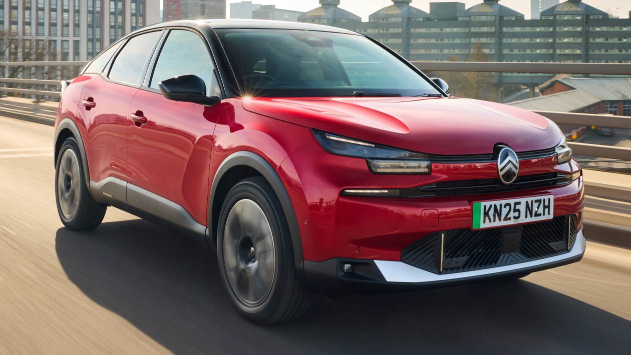 New Citroen E-C4 2025 Revue: EV mis à jour est plus attrayant que jamais