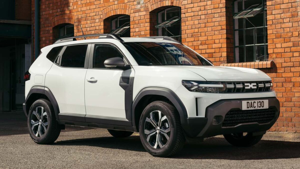 New Dacia Duster Cargo vise à nettoyer sur le marché de la camionnette