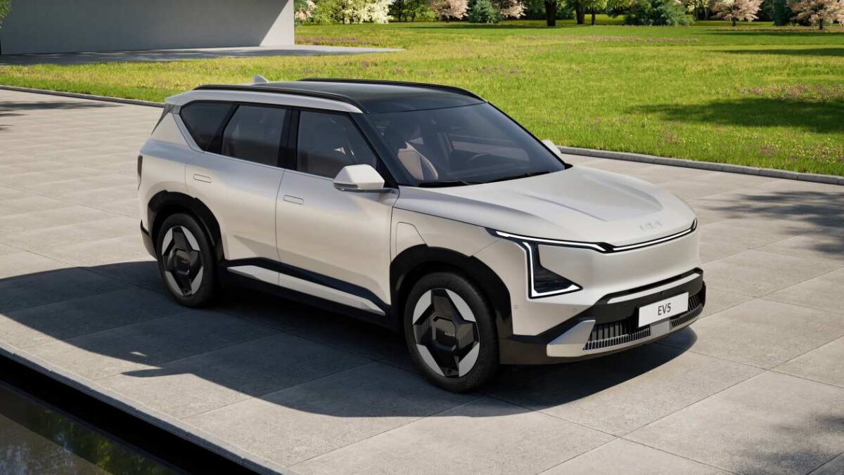 Ferrari Amalfi - front static