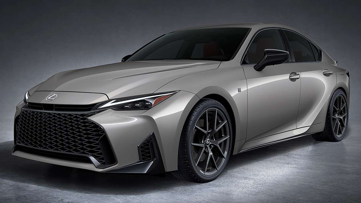 New Lexus est révélée: le rival japonais de la Mercedes C-Class ne vient toujours pas au Royaume-Uni