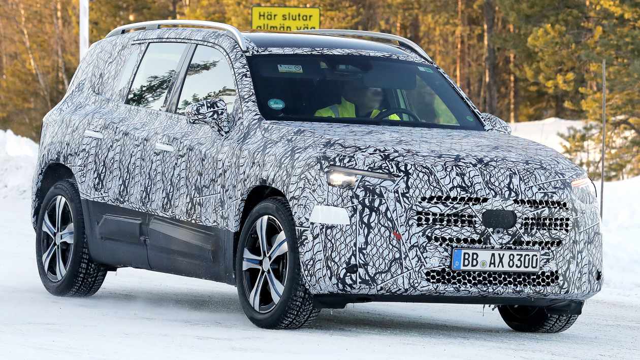 New Mercedes GLB sur la bonne voie pour 2026 débuts avec des groupes motopropulseurs électriques et hybrides