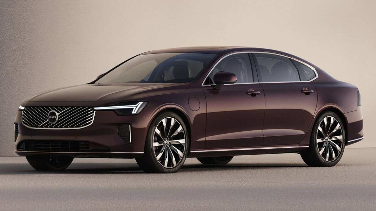 Nouveau hybride plug-in Volvo S90 2026 révélé… mais ça n'arrive pas au Royaume-Uni