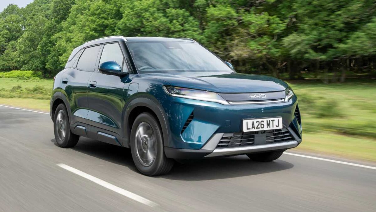 Nouveau test du BYD Atto 2 DM-i 2026 : un PHEV intelligent est super bon marché mais il le sent