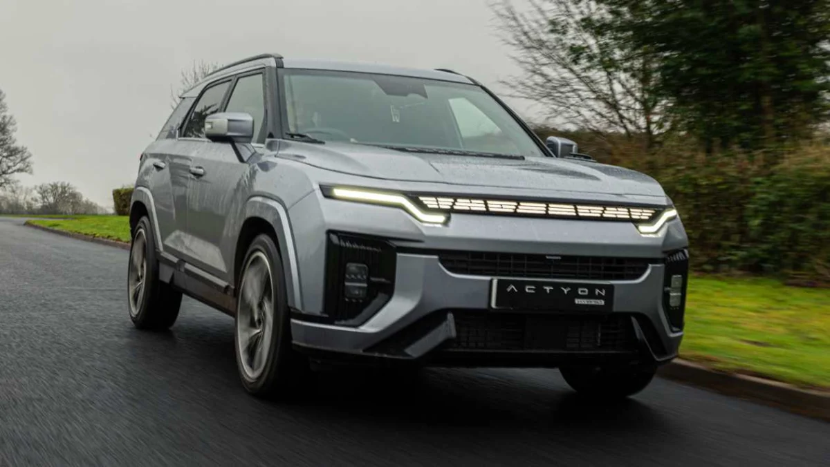 Nouvel essai KGM Actyon Hybrid 2026 : l'assistance électrique renforce l'attractivité du SUV