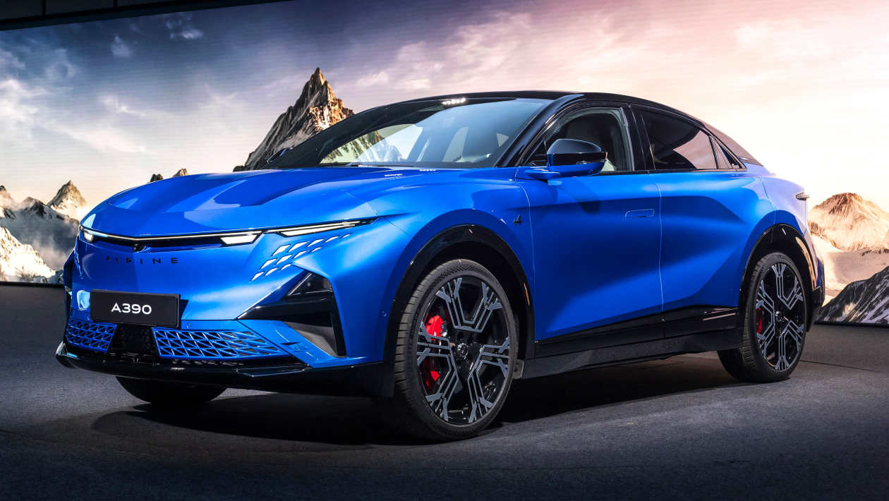 Nouvelle Alpine A390 disponible à la commande dès maintenant : le premier SUV de la marque démarre à partir de 61 000 £