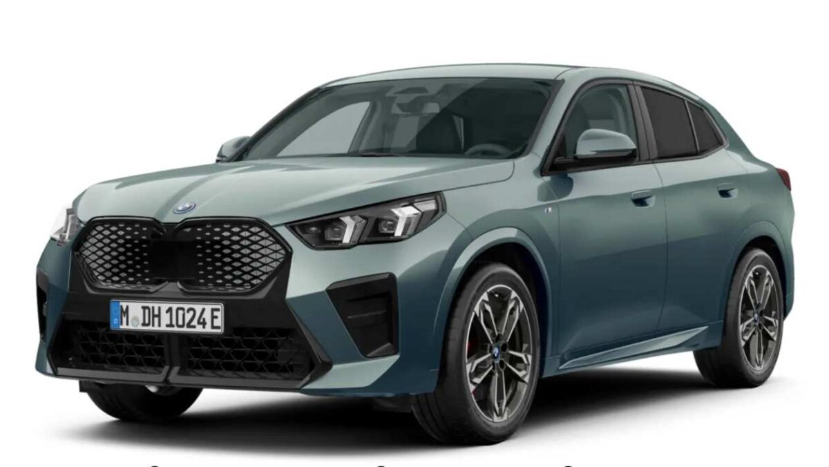 BMW M3 Electric - front 3/4 tracking