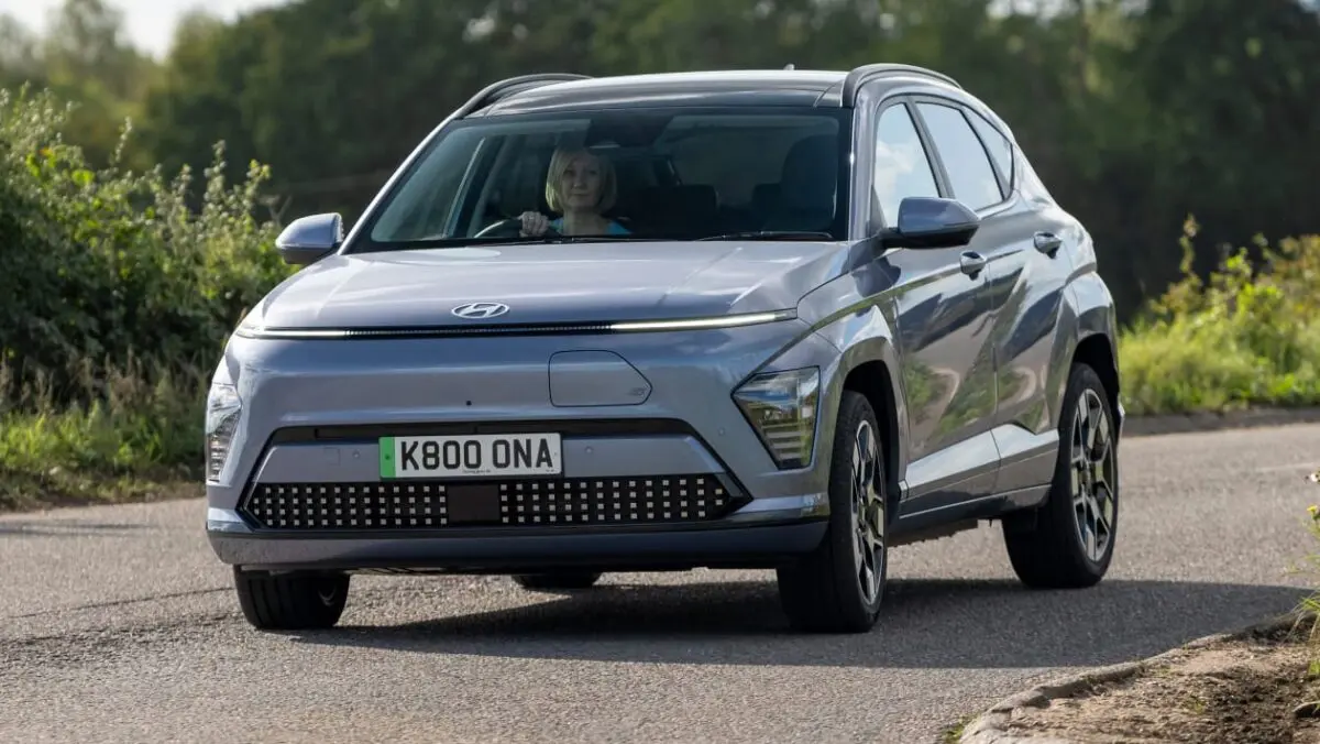 Offre EV du jour: Hyundai Kona électrique polyvalente pour 216 £ par mois