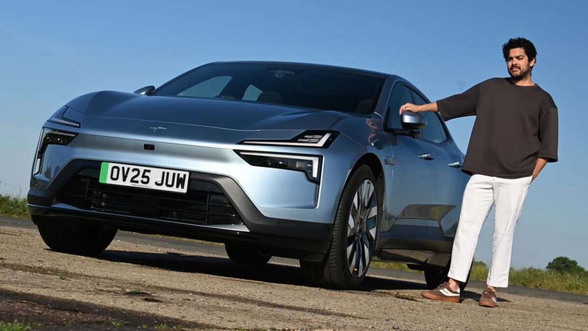 Polestar 4 Test à long terme à double moteur: des tas d'espace, de rythme et de style