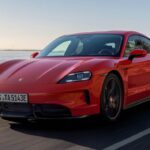 Porsche Taycan obtient une boîte de vitesses virtuelle et un kit carrosserie sauvage de Manthey
