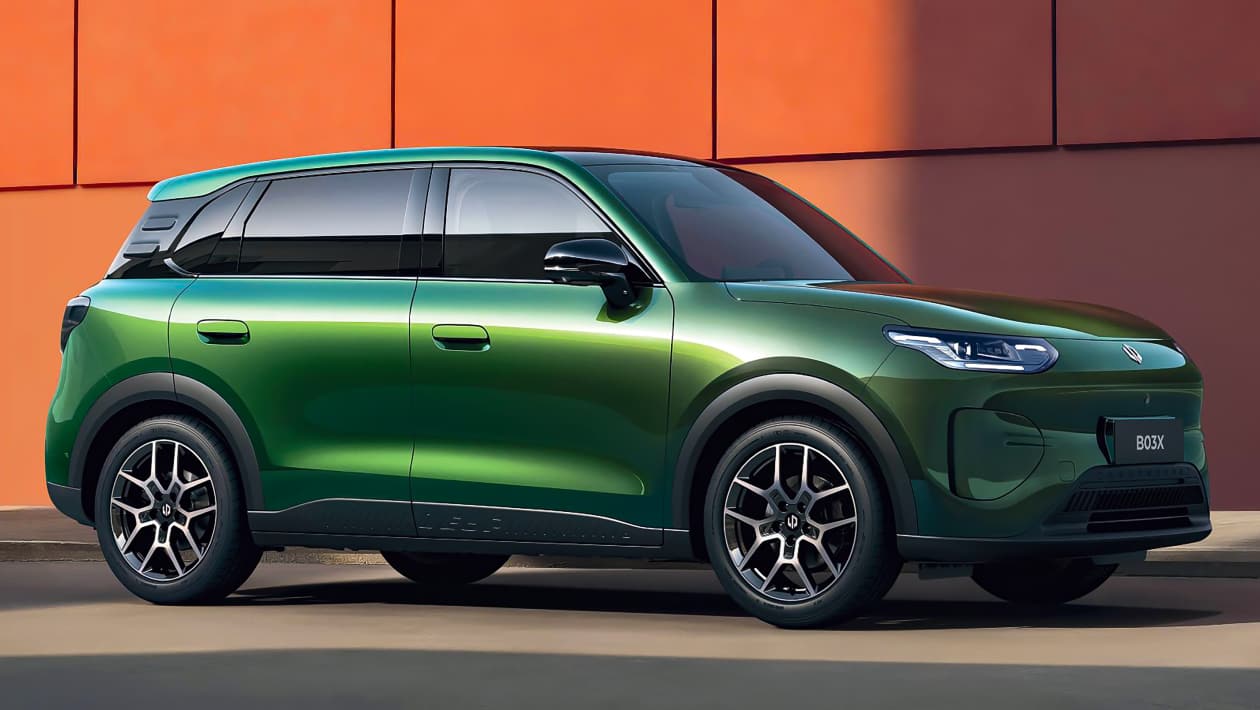 Premier aperçu de l'intérieur du tout nouveau Leapmotor B03X : le rival du Ford Puma arrive cet été