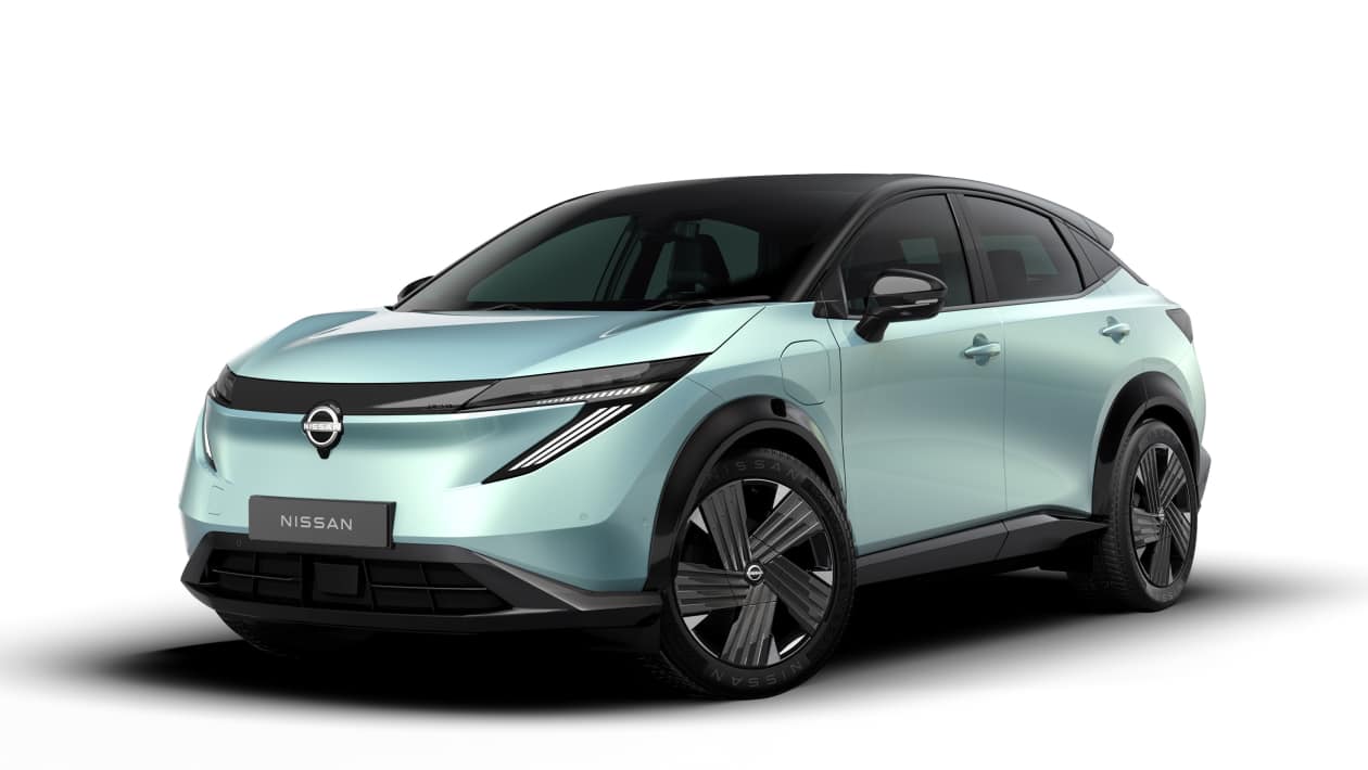 Révélé : Nissan Ariya mis à jour pour obtenir un nouveau look inspiré de la Leaf pour 2026