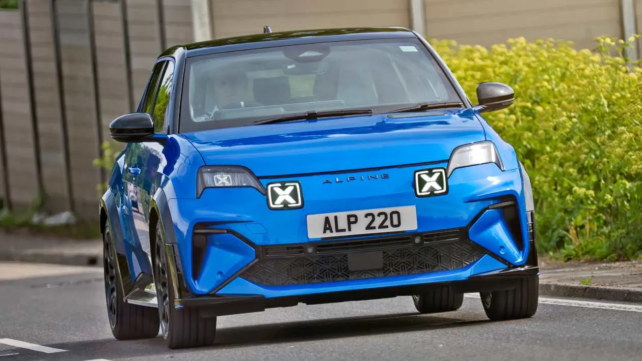 Revue Alpine A290