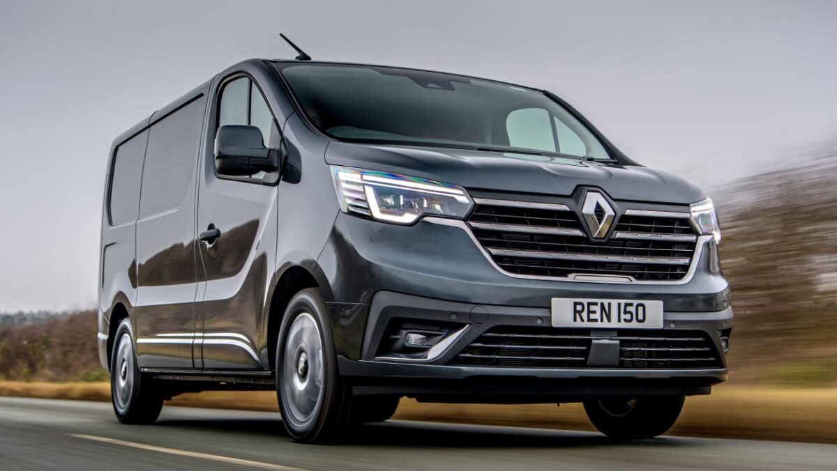 Renault Trafic E-Tech - front