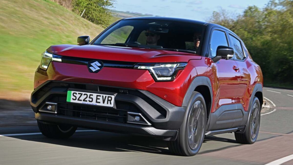 SUZUKI E VITARA Prototype Review: Le premier EV de la marque montre beaucoup de promesses