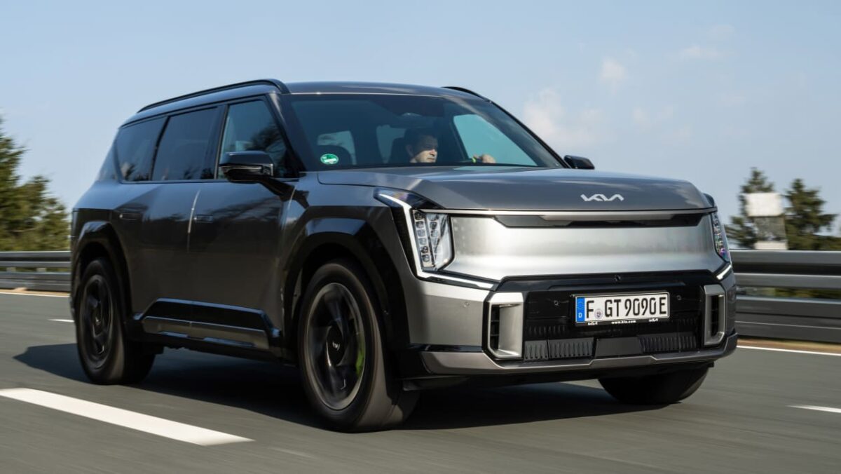 Test de la nouvelle Kia EV9 GT 2026 : amusant, mais l'EV9 classique a beaucoup plus de sens