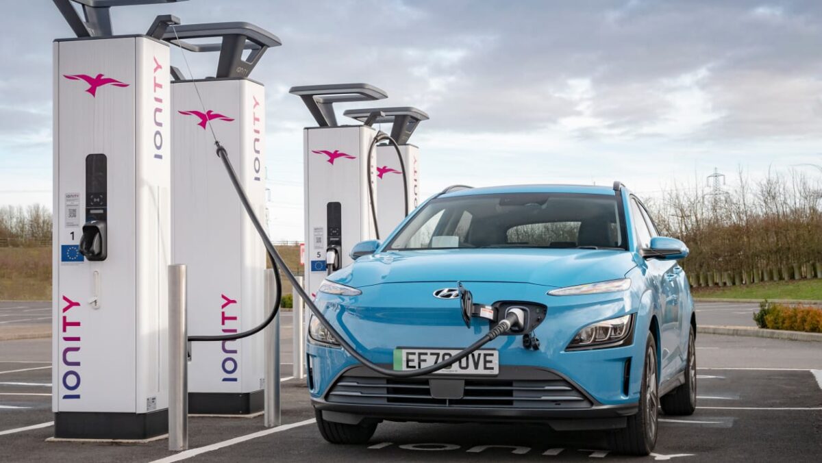 UK EV Charger Boom laisse derrière les conducteurs handicapés