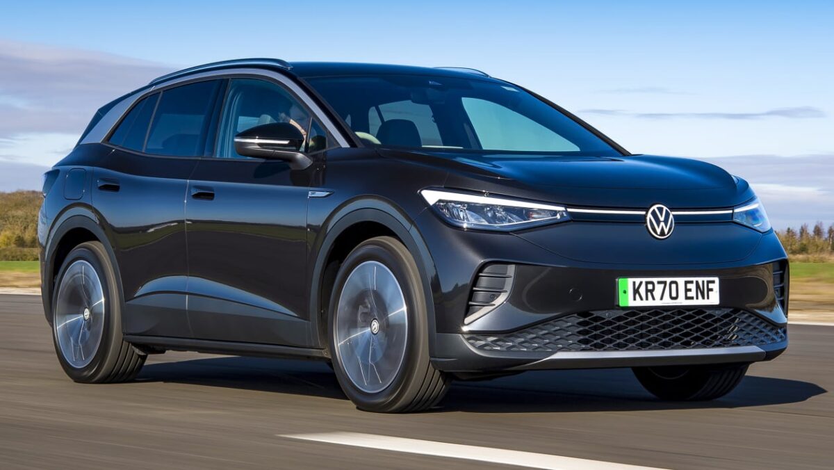 VW fait plus de place pour marchander sur les prix des voitures neuves en abandonnant les ventes directes