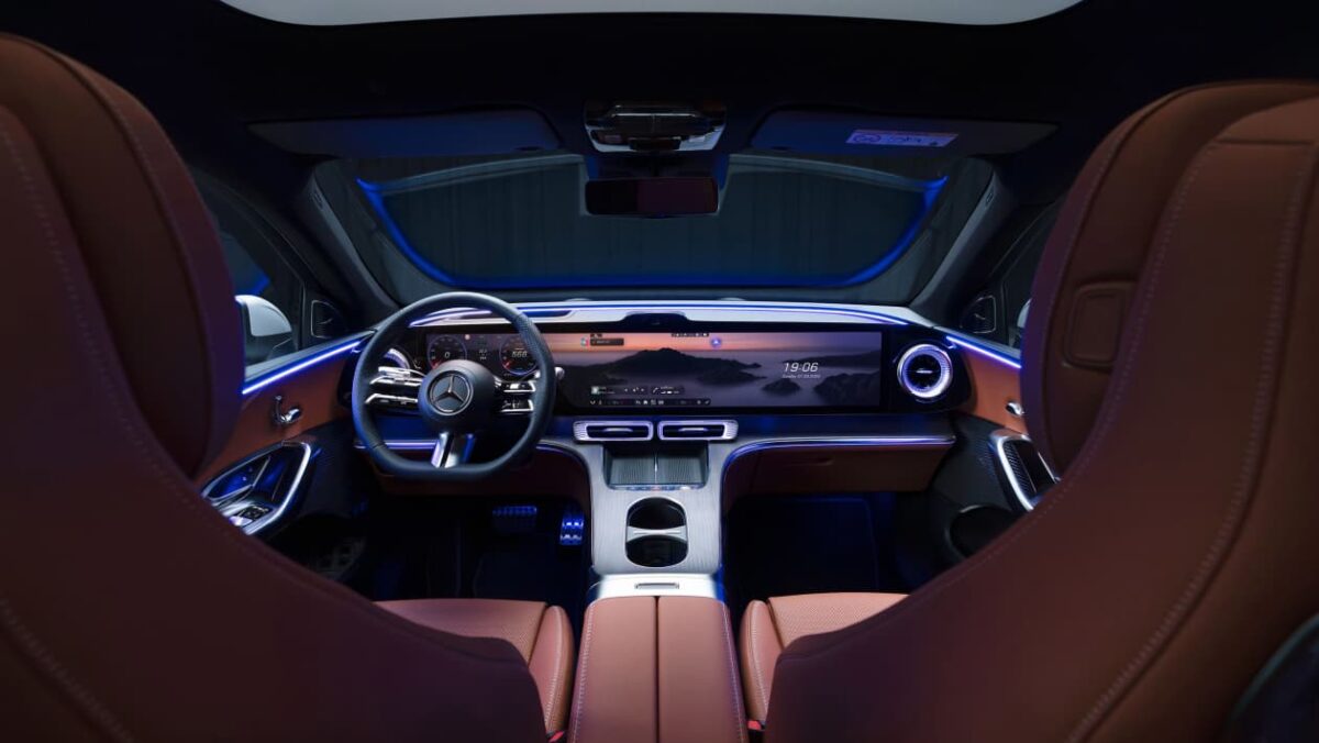 BYD Shark - front 3/4