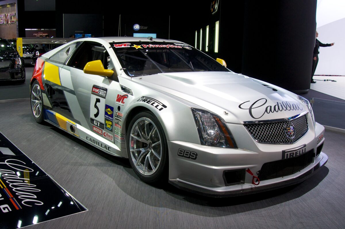 Découverte de la Cadillac CTS-V 2021 : performances, luxe et innovation au rendez-vous