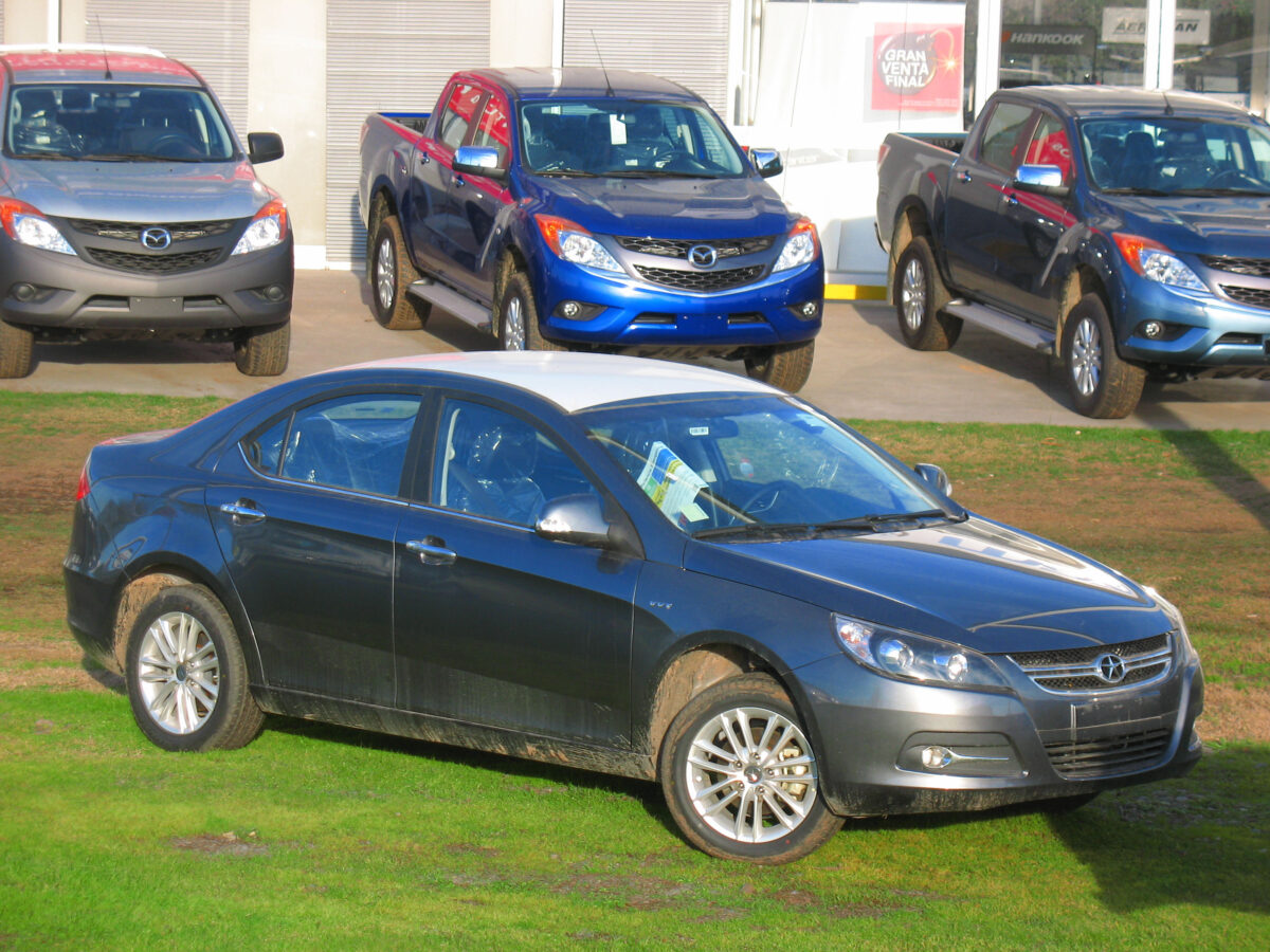 Guide complet pour la JAC J5 : spécifications, prix et conseils d’achat