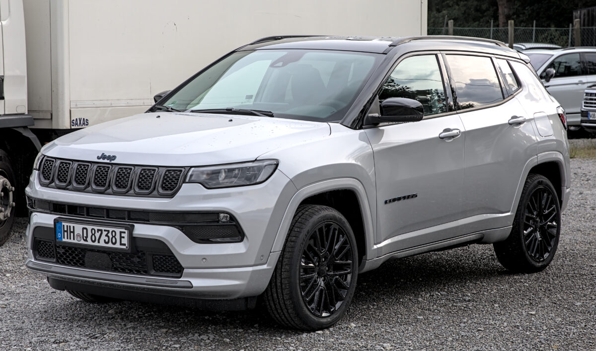 Jeep Compass 2021 : guide complet, essais et comparatif des prix
