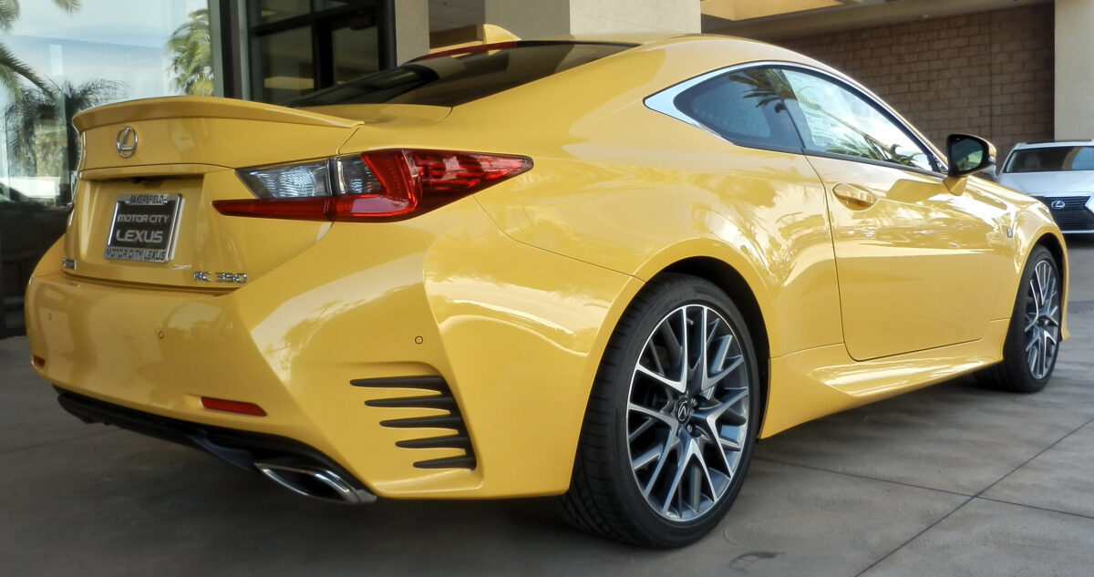 Guide complet de la Lexus RC 350 : achat, essai et spécifications