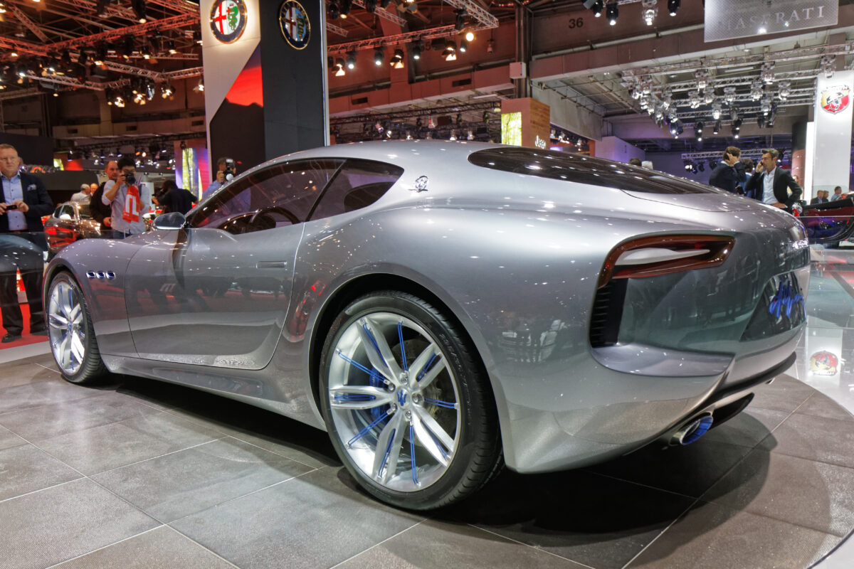 Maserati Alfieri 2024 : découvrez son prix, ses performances et les nouveautés