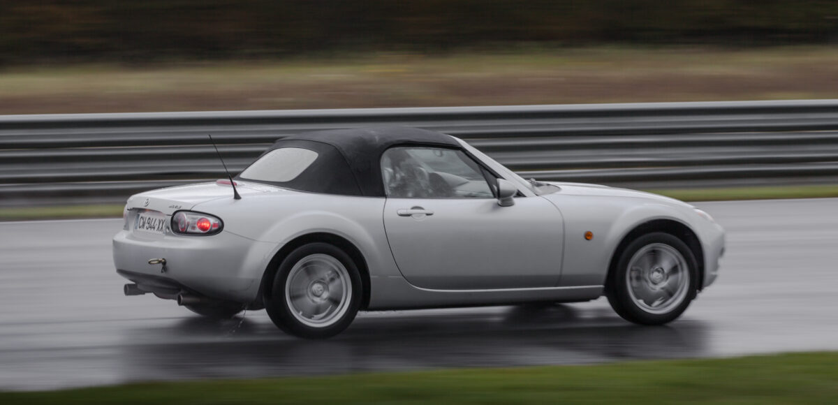 Tout savoir sur la Mazda MX-5 : performances, prix et avis