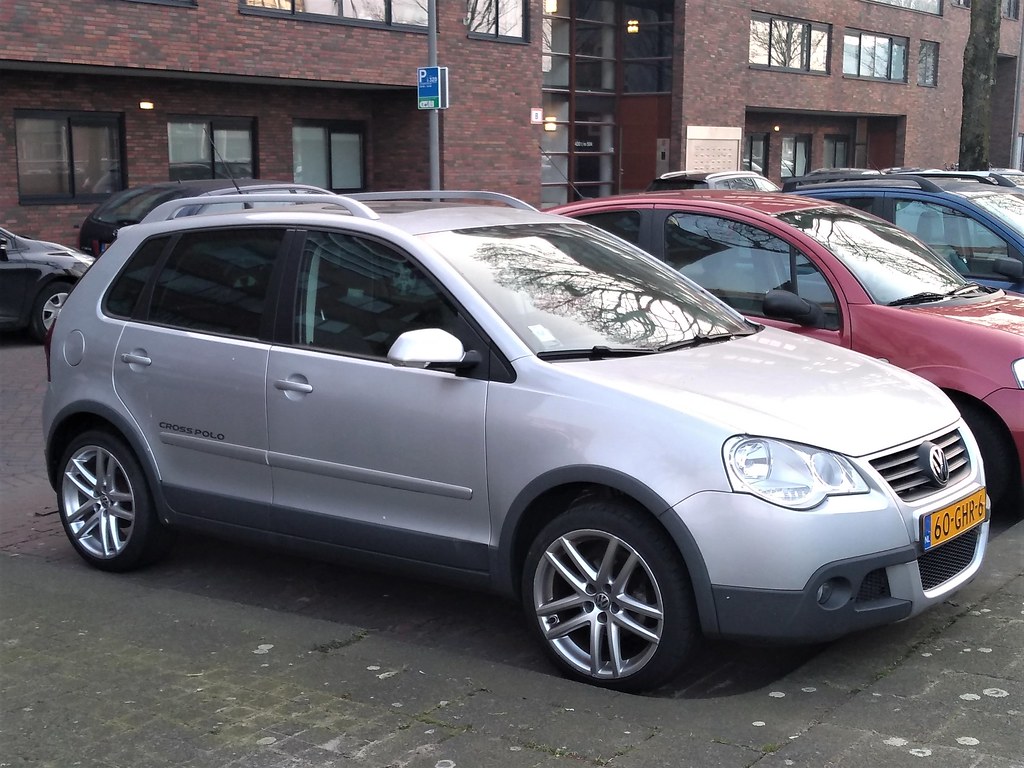 Volkswagen Cross Polo